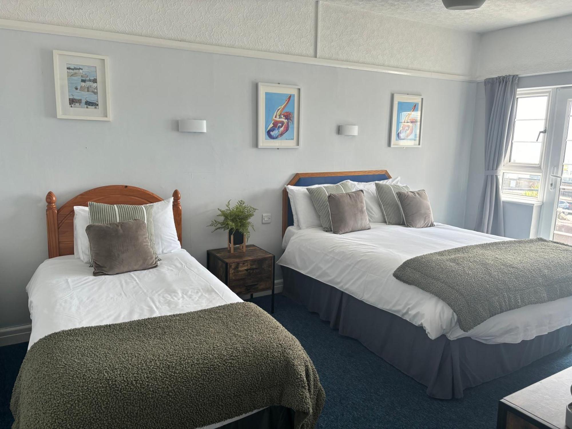 The Yacht Inn Πενζάνς Εξωτερικό φωτογραφία