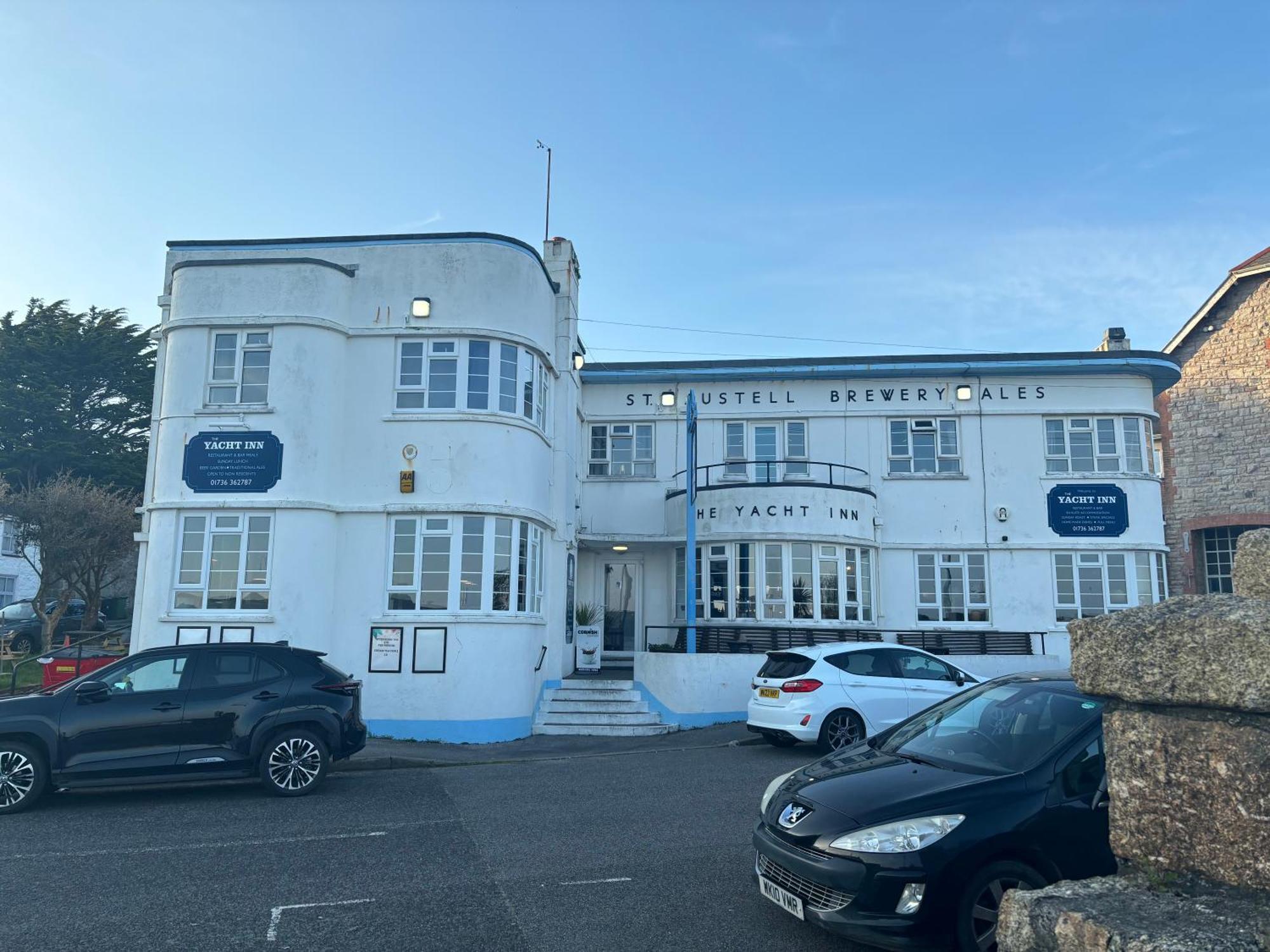 The Yacht Inn Πενζάνς Εξωτερικό φωτογραφία